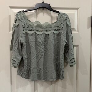 Elegant Green Lace Trim Women's Top